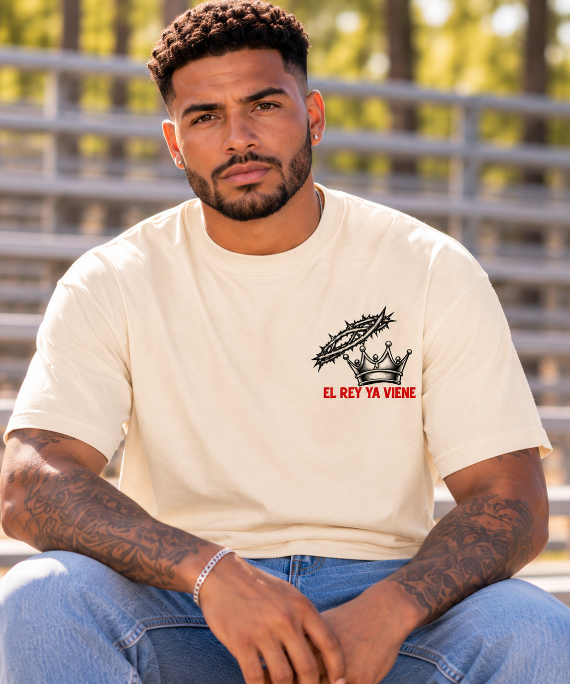 "Él Rey Ya Viene" Comfort Colors® Unisex Christian Tee